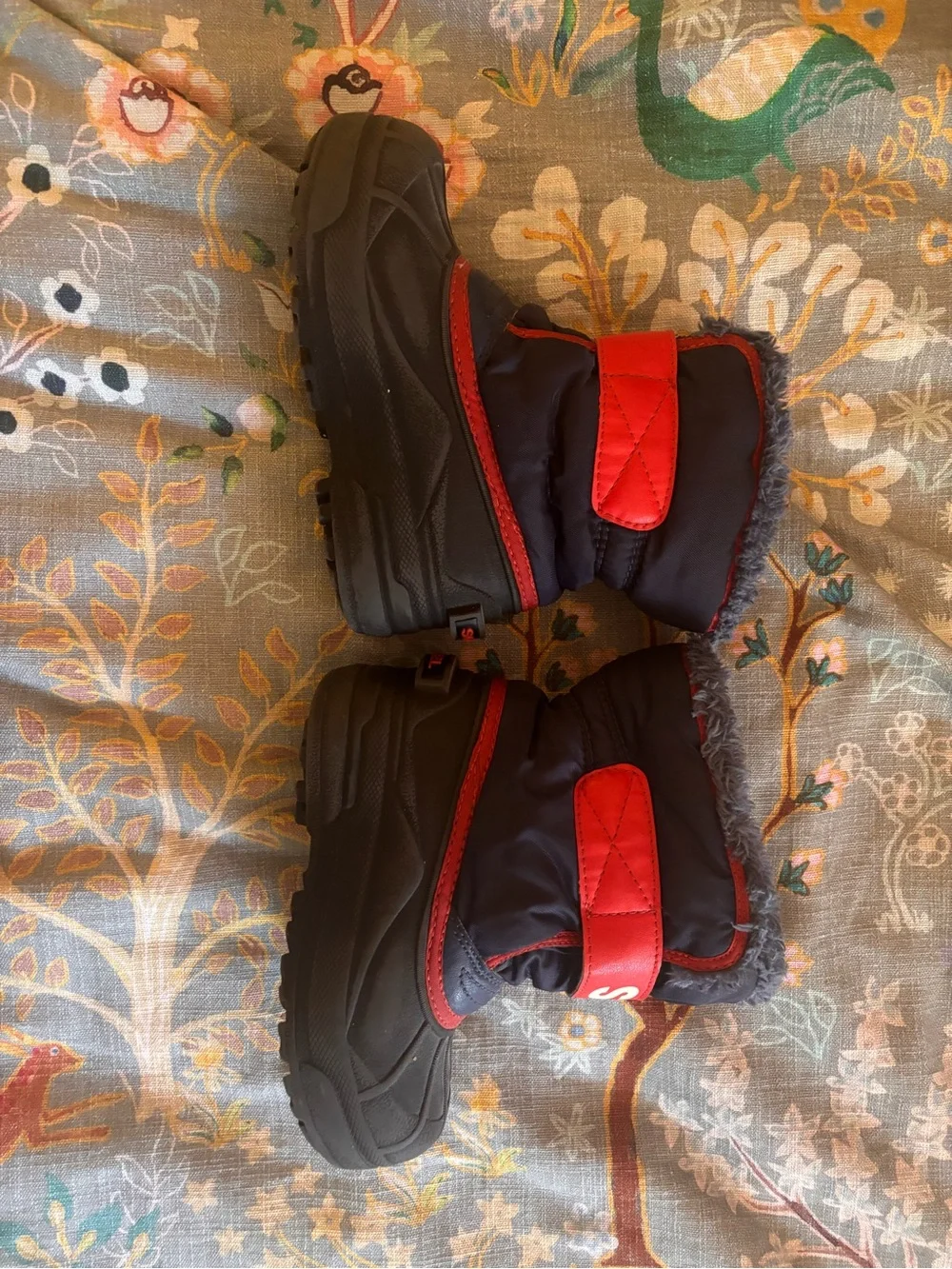 Sorel Kids Navy and Red Winter Snow Boots